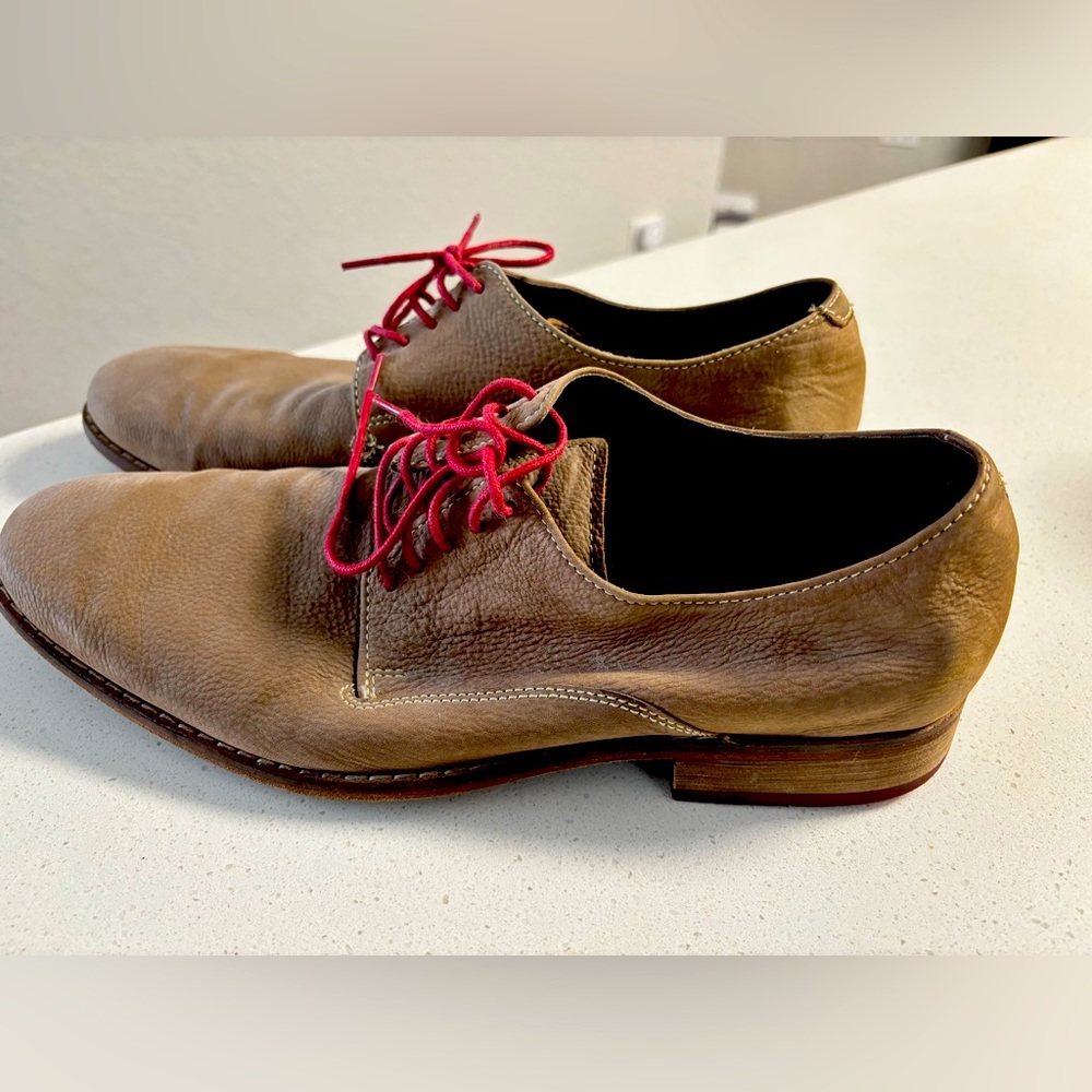 Cole haan. Smart casual. Size 10.5. Brown with red laces.